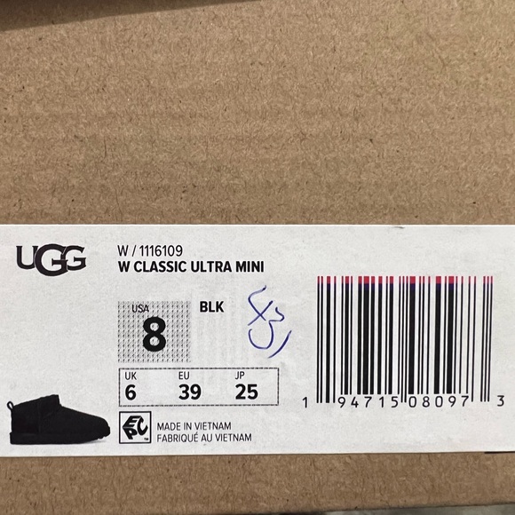 New w/box UGG Ultra Mini Women’s size 8 - Picture 12 of 13